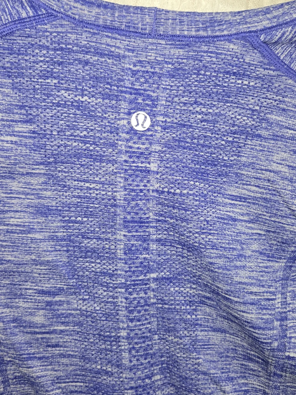 Lululemon Size Large Heathered Purple Long‎ Sleeve Athletic Top